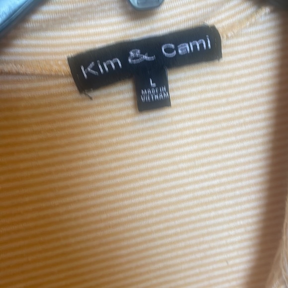 Kim and Cami Tie up Top! Size large - Picture 4 of 6